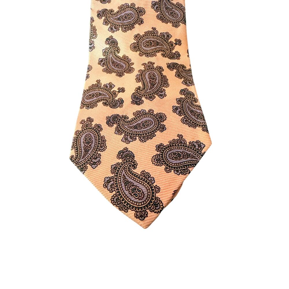 Carroll & Company Silk Tie Pink‎ Paisley Italy Handmade Classic Necktie